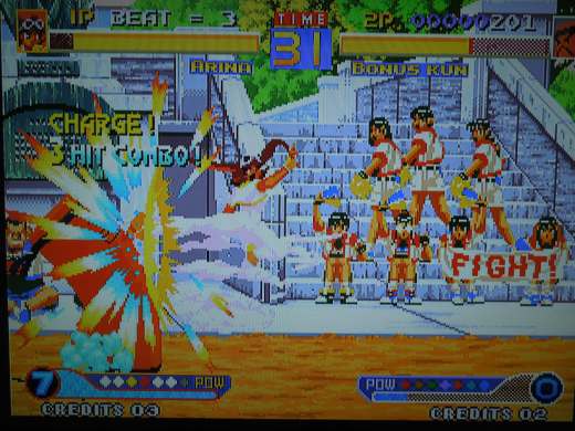 Battles start in the day and transition to night between rounds.